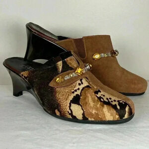 Helle Comfort “Jaclyn” Suede Slip-On Mule Rhinestones Size EU 39/US 8-8.5